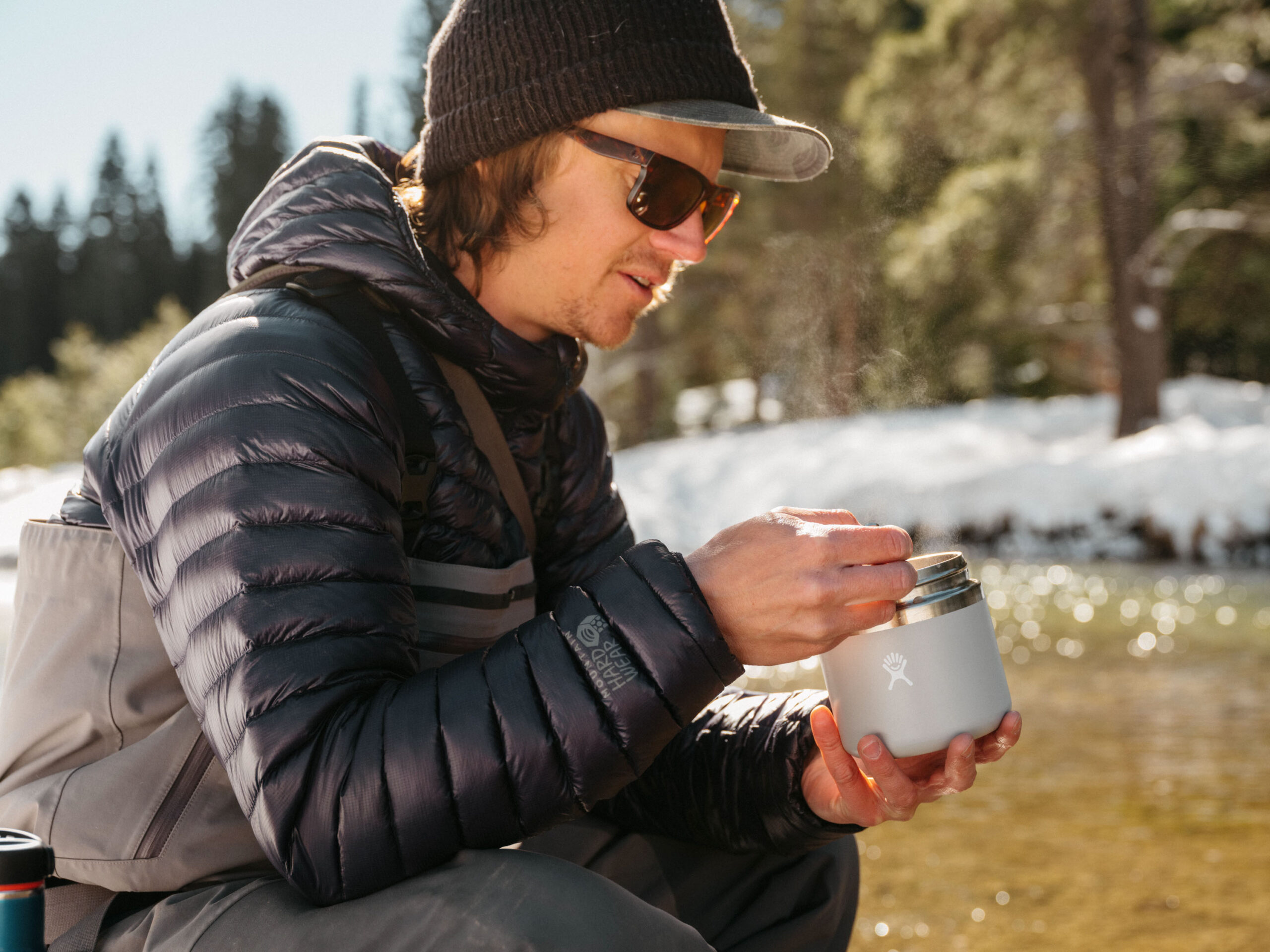 220215_Hydroflask_Winter22_02014